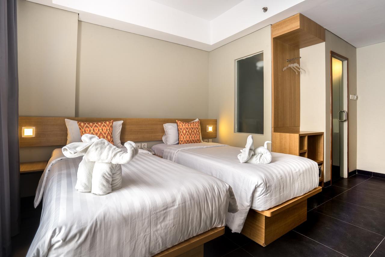 Maple Hotel Grogol Jakarta Exteriér fotografie